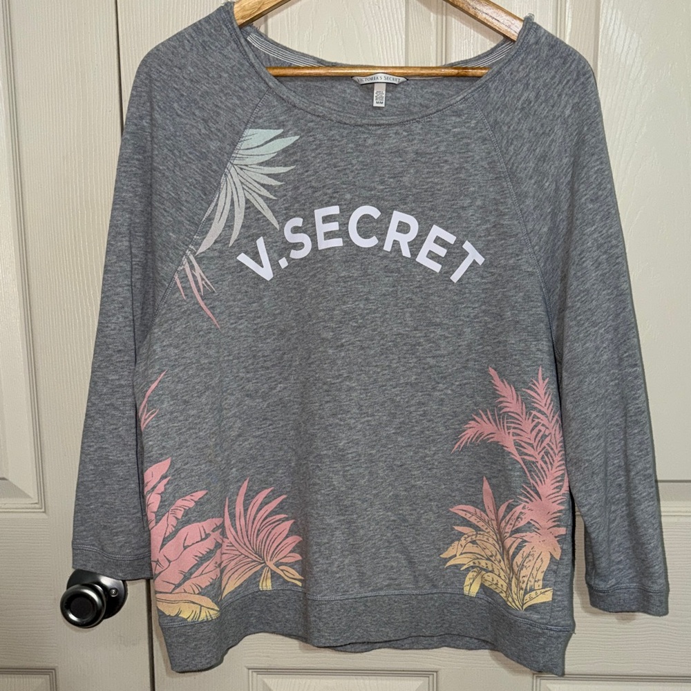 Victoria's Secret Heather Gray Top